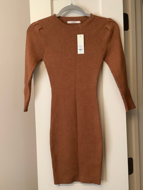 Francesca's Collections Dresses & Skirts - Francesca's Sparkle Rust Brown Ribbed Puff-Sleeve Bodycon Dress